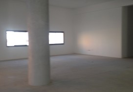 A LOUER IMMEUBLE 2100 M2 LAC