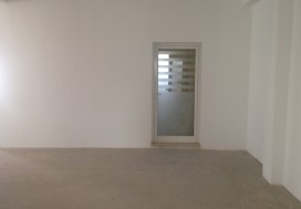 A LOUER IMMEUBLE 2100 M2 LAC