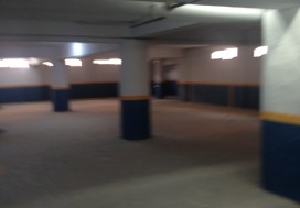 A LOUER IMMEUBLE 2100 M2 LAC