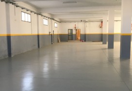 A LOUER LOCAL 2000 M2 DEUX NIV TUNIS SUD