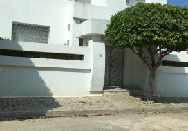 A L ETAGE VILLA MEUBLE 280 M2 LAC2 TUNIS