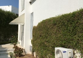 A L ETAGE VILLA MEUBLE 280 M2 LAC2 TUNIS