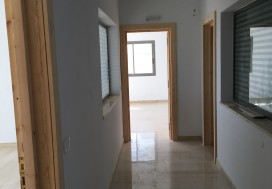 A LOUER LOCAL 2000 M2 DEUX NIV TUNIS SUD