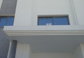 A LOUER LOCAL INDUSTR 2400 M2 MGHIRA