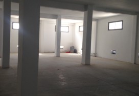 A LOUER LOCAL INDUSTR 2400 M2 MGHIRA