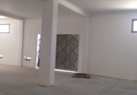 A LOUER LOCAL INDUSTR 2400 M2 MGHIRA