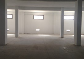 A LOUER LOCAL INDUSTR 2400 M2 MGHIRA