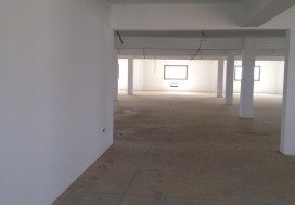 A LOUER LOCAL INDUSTR 2400 M2 MGHIRA