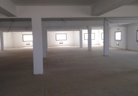 A LOUER LOCAL INDUSTR 2400 M2 MGHIRA