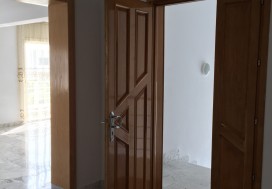 A L ETAGE VILLA MEUBLE 280 M2 LAC2 TUNIS