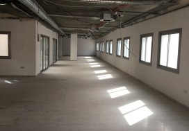 A L IMMEUBE HS 2553 M2 Z LAC 3 TUNIS