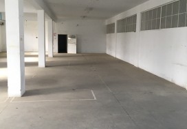 A LOUER LOCAL DALLE 2200 M2 R+2 SLIMEN