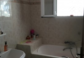 A LOUER RDC DE VILLA S3 200 M2 ENNASR