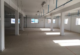 A LOUER LOCAL DALLE 2200 M2 R+2 SLIMEN