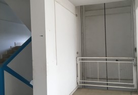 A LOUER LOCAL DALLE 2200 M2 R+2 SLIMEN