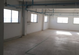 A LOUER LOCAL DALLE 2200 M2 R+2 SLIMEN