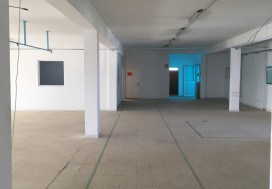 A LOUER LOCAL DALLE 2200 M2 R+2 SLIMEN