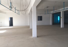 A LOUER LOCAL DALLE 2200 M2 R+2 SLIMEN