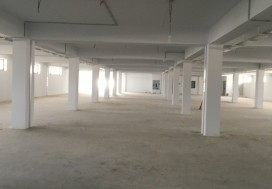 A LOUER LOCAL 5265/3895 M2 TUNIS SUD