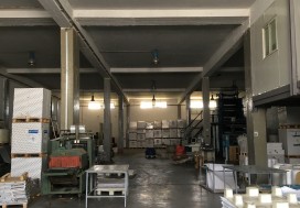 A VENDRE LOCAL INDUSTR 1000/6711 M2 UTIQ