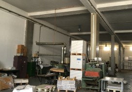 A VENDRE LOCAL INDUSTR 1000/6711 M2 UTIQ