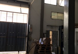 A VENDRE LOCAL INDUSTR 1000/6711 M2 UTIQ