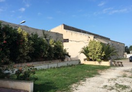 A VENDRE LOCAL 5000 M2/1 HA SLIMEN