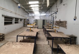 A VENDRE LOCAL 5000 M2/1 HA SLIMEN