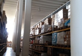 A VENDRE LOCAL 18000 M2 TUN OUEST