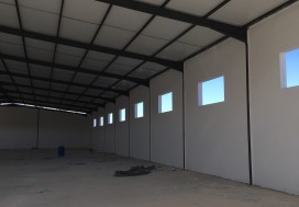 A LOUER DEPOT 1600/2000 M2 TUN OUEST