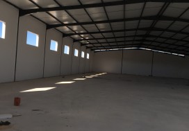 A LOUER DEPOT 1600/2000 M2 TUN OUEST