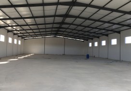 A LOUER DEPOT 1600/2000 M2 TUN OUEST