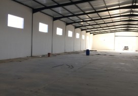A LOUER DEPOT 1600/2000 M2 TUN OUEST