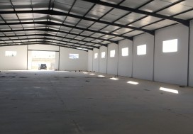 A LOUER DEPOT 1600/2000 M2 TUN OUEST
