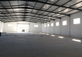 A LOUER DEPOT 1600/2000 M2 TUN OUEST
