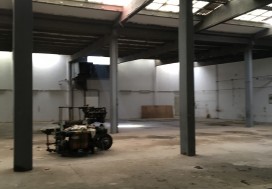 A LOUER LOAL INDUSTR 4000 M2 B AROUS