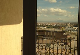 A LOUER IMMEUBLE 3 ETAGES TUNIS OUEST