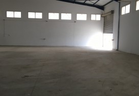 A VENDRE LOCAL 720/3300 M2 TUNIS SUD