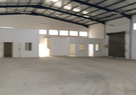 A VENDRE LOCAL 720/3300 M2 TUNIS SUD