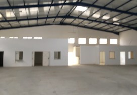 A VENDRE LOCAL 720/3300 M2 TUNIS SUD