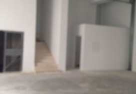 A LOUER LOCAL 2700 M2 TUNIS SUD