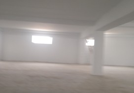 A LOUER LOCAL 2700 M2 TUNIS SUD