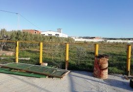 A VENDRE DEPOT 900/9000 M2 TUNIS NORD