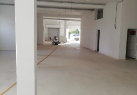 A L LOCAL COMMERCIAL 950 M2 TUNIS OUEST