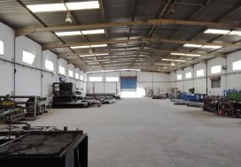 A VENDRE LOCAL 1575/2500 M2 RADES