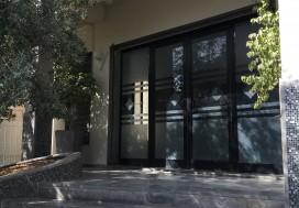A VENDRE LOCAL MOSAIQUE 680 M2 TUN NORD