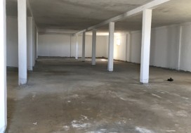 AL DEPOT NEUF DALLE 700 M2 TUNIS OUEST