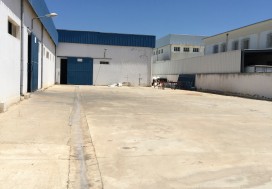 A LOUER DEPOT CHARP 2500 M2 TUNIS SUD