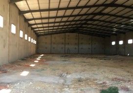 A LOUER DEPOT CHARP 1980 M2 TUN OUEST