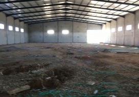 A LOUER DEPOT CHARP 1980 M2 TUN OUEST